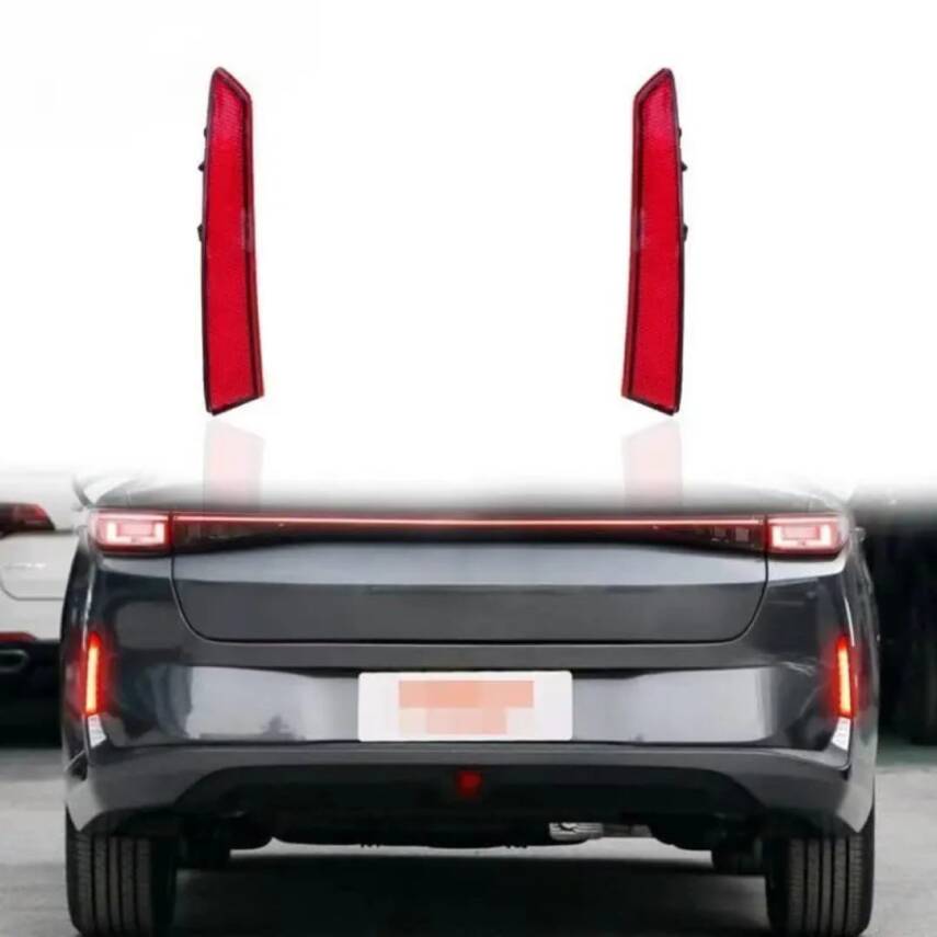 Arxa bamper reflektoru Changan A05 modeli - 1